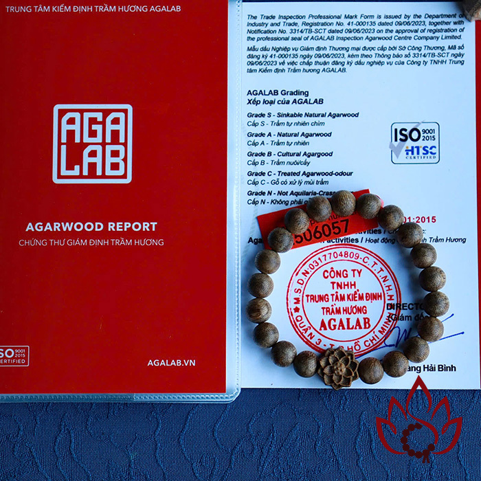 Vòng Trầm Hương Hạt Tròn | Charm Hoa Sen | 8 Ly | Trầm Tốc Kiến Tự Nhiên